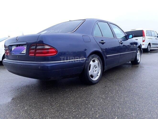 Mercedes E 240 1998, 299,500 km - 2.4 l - Xırdalan