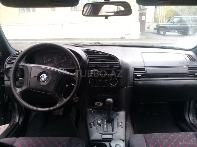 BMW 325 1995, 300,000 km - 2.5 l - Bakı