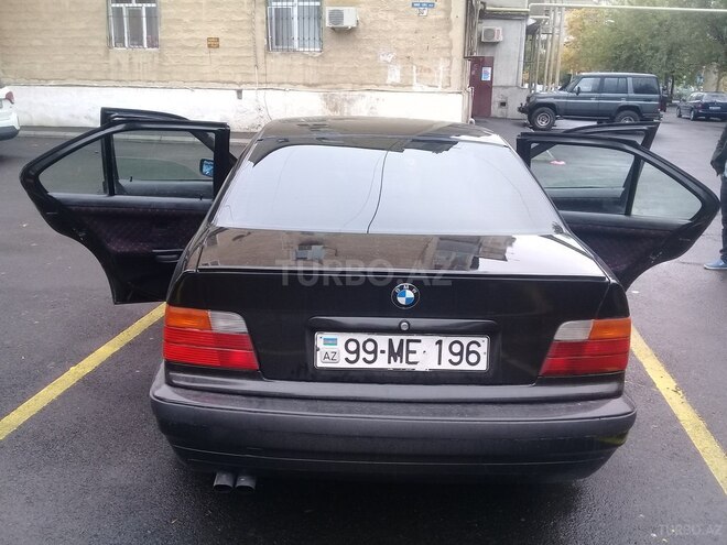 BMW 325 1995, 300,000 km - 2.5 l - Bakı