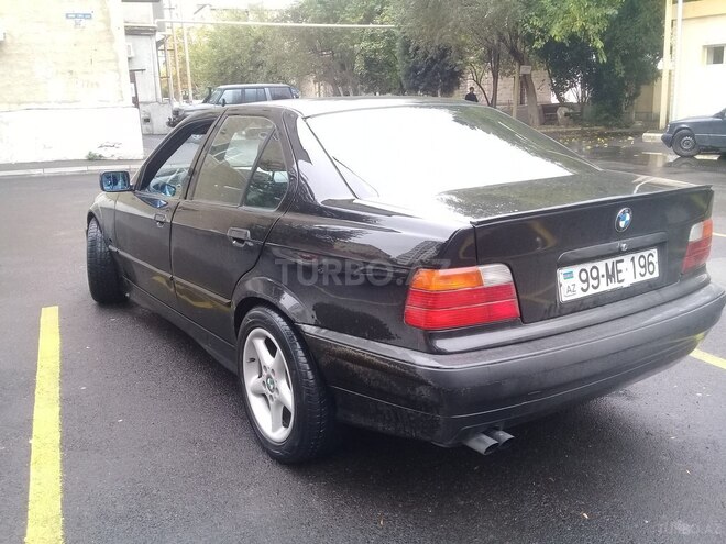 BMW 325 1995, 300,000 km - 2.5 l - Bakı