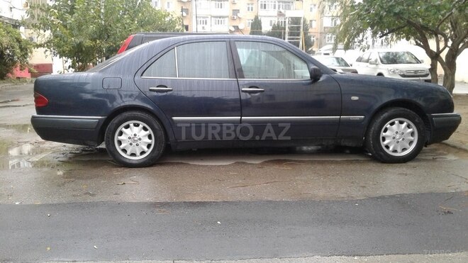 Mercedes E 230 1997, 297,700 km - 2.3 l - Bakı