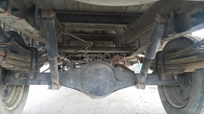 GAZ 330200 1999, 100,000 km - 2.4 l - Qax