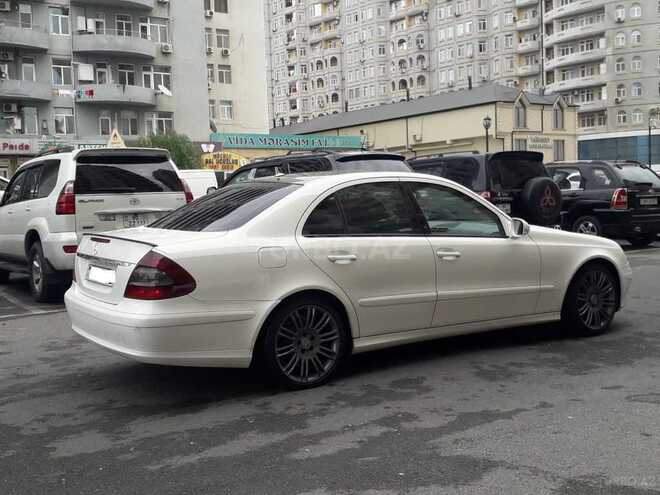 Mercedes E 220 2006, 218,000 km - 2.2 l - Bakı