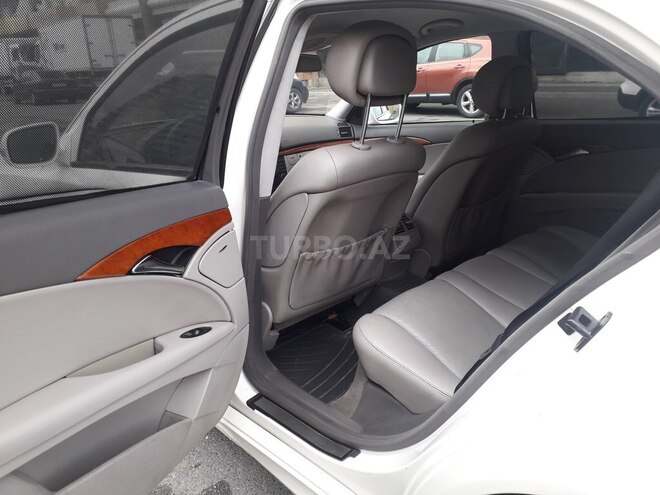 Mercedes E 220 2006, 218,000 km - 2.2 l - Bakı