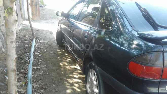Renault Laguna 2001, 210,000 km - 1.6 л - Neftçala