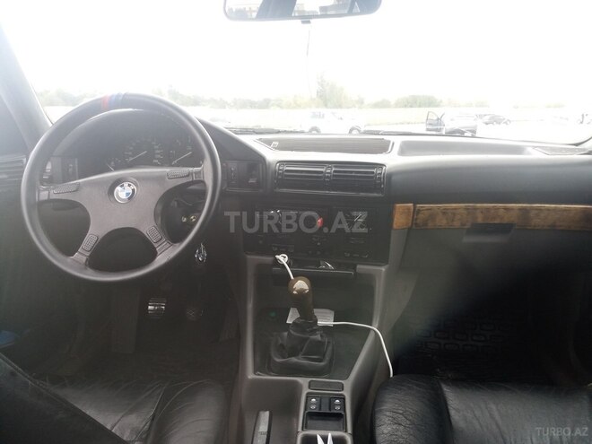 BMW 525 1988, 375,000 km - 3.0 л - Bakı