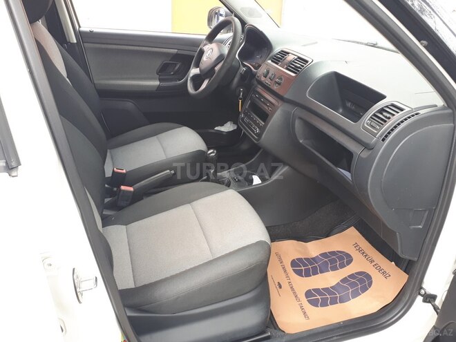 Skoda Fabia 2013, 176,880 km - 1.2 л - Bakı