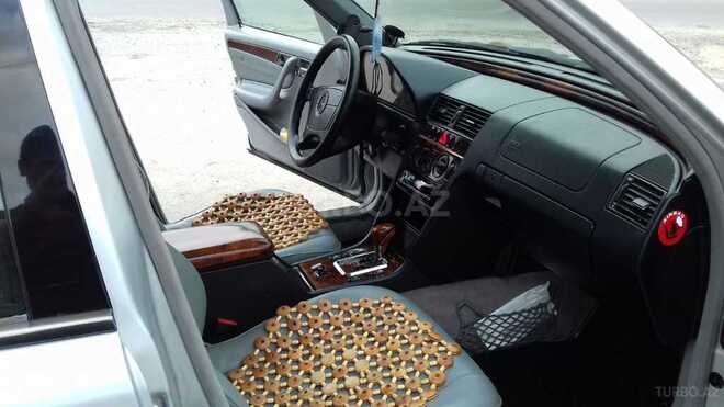 Mercedes C 230 1999, 125,000 km - 2.3 l - Bakı