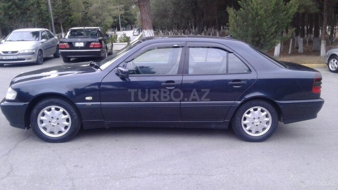 Mercedes C 200 2000, 279,523 km - 2.0 l - Bakı