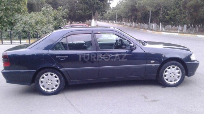 Mercedes C 200 2000, 279,523 km - 2.0 l - Bakı