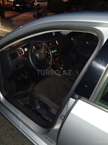 Volkswagen Jetta 2011, 140,000 km - 0.2 l - Bakı