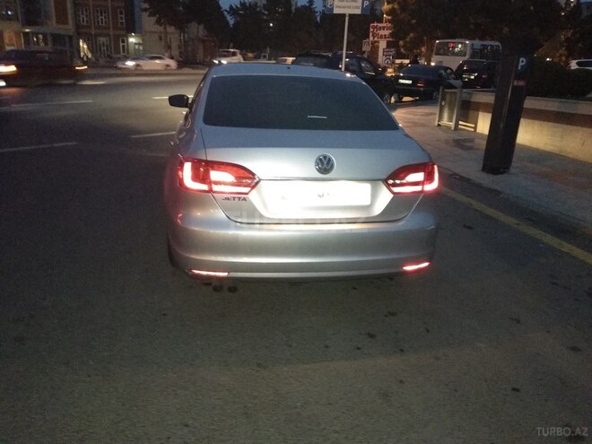Volkswagen Jetta 2011, 140,000 km - 0.2 l - Bakı