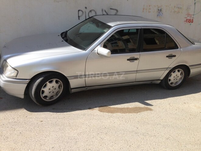 Mercedes C 180 1994, 330,000 km - 1.8 l - Biləsuvar