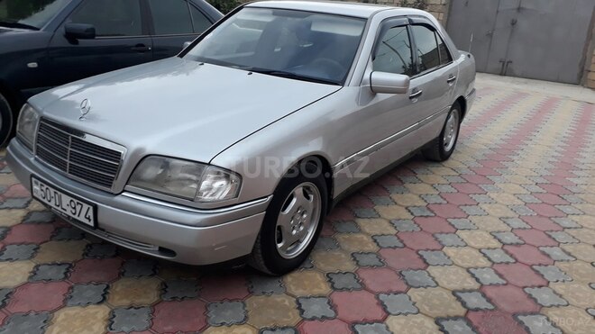 Mercedes C 180 1995, 258,000 km - 1.8 l - Bakı
