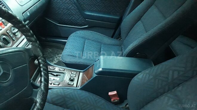 Mercedes C 180 1995, 258,000 km - 1.8 l - Bakı