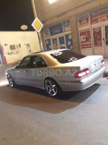 Mercedes E 320 2000, 33,000 km - 3.2 l - Bakı