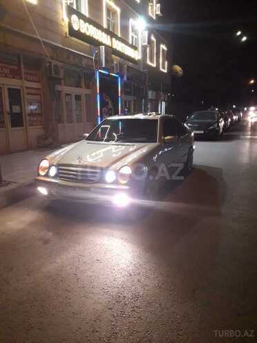 Mercedes E 320 2000, 33,000 km - 3.2 l - Bakı