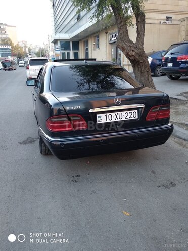 Mercedes E 320 1998, 390,000 km - 3.2 l - Bakı