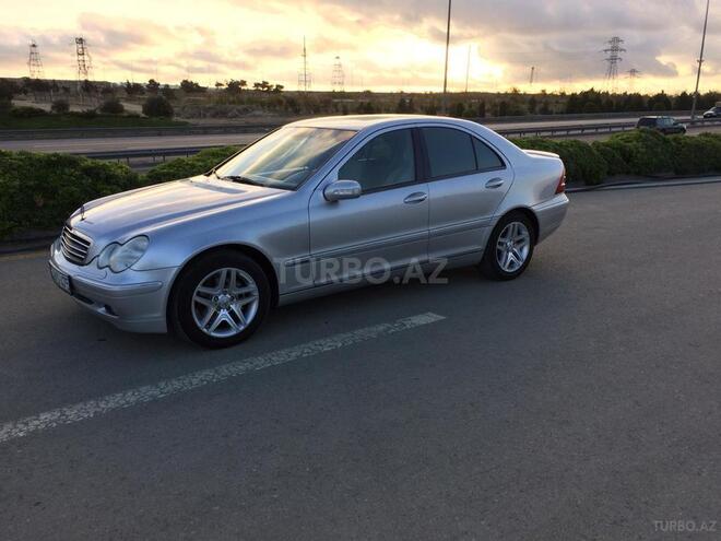 Mercedes C 200 2000, 234,000 km - 2.0 l - Bakı
