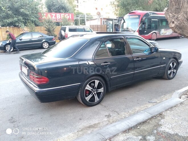 Mercedes E 320 1998, 390,000 km - 3.2 l - Bakı