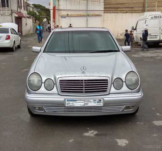 Mercedes E 240 1998, 289,634 km - 2.4 l - Bakı