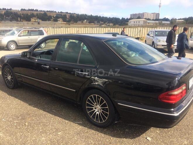 Mercedes E 270 2000, 156,000 km - 2.7 л - Bakı