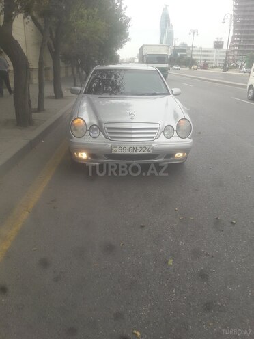 Mercedes E 320 2000, 330,000 km - 3.2 l - Bakı