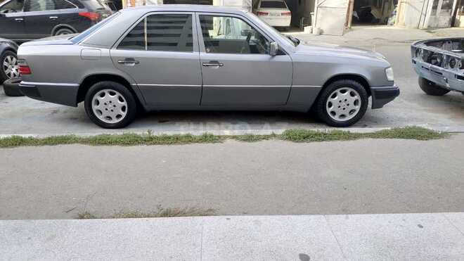 Mercedes E 200 1989, 350,000 km - 2.0 л - Bakı