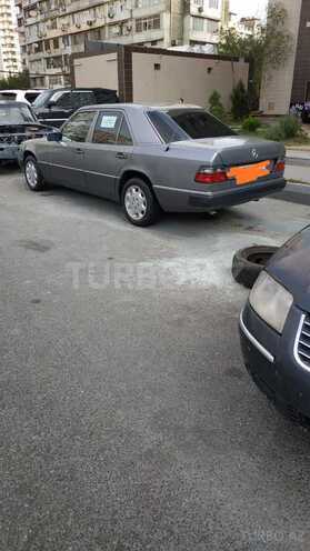 Mercedes E 200 1989, 350,000 km - 2.0 л - Bakı