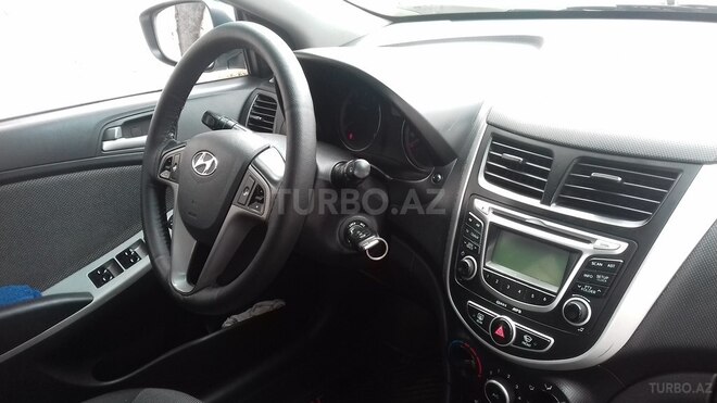Hyundai Accent 2013, 141,000 km - 1.6 l - Bakı