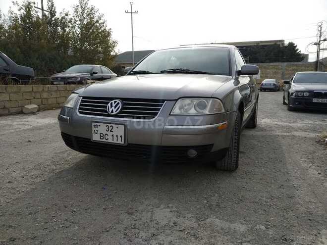 Volkswagen Passat 2002, 240,000 km - 1.8 l - Sumqayıt