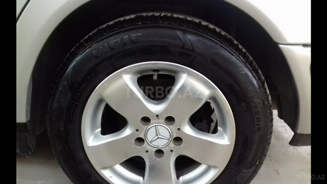 Mercedes E 200 1996, 245,200 km - 2.0 l - Beyləqan