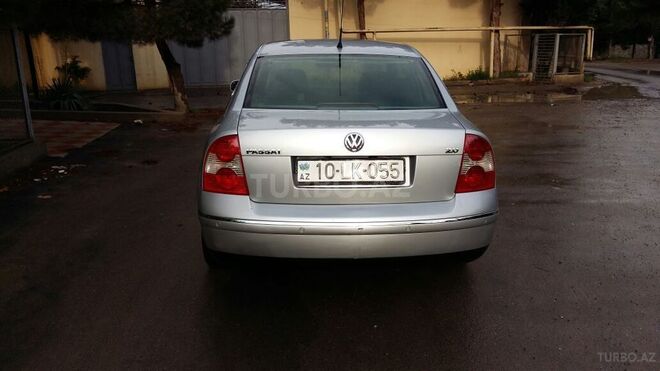 Volkswagen Passat 2002, 256,000 km - 2.0 l - Bakı