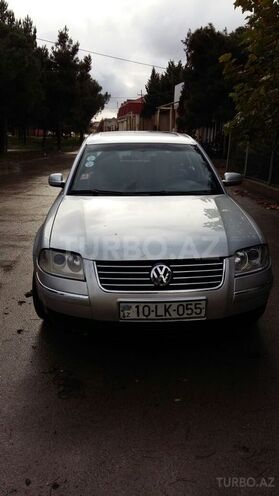 Volkswagen Passat 2002, 256,000 km - 2.0 l - Bakı