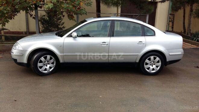 Volkswagen Passat 2002, 256,000 km - 2.0 l - Bakı