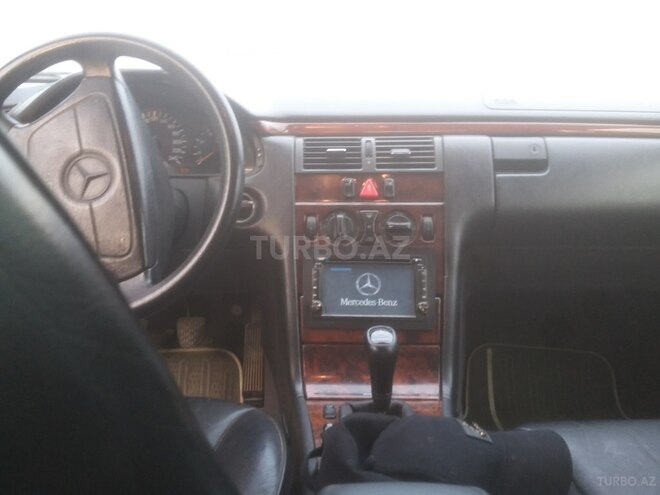 Mercedes C 240 1998, 216,000 km - 2.4 l - Neftçala