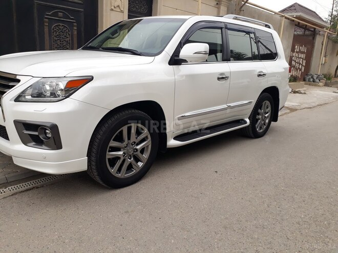 Lexus LX 570 2013, 23,880 km - 5.7 л - Bakı