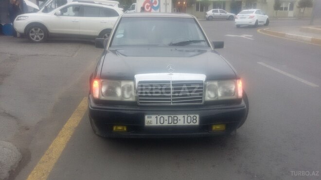 Mercedes E 260 1988, 271,344 km - 2.6 л - Bakı