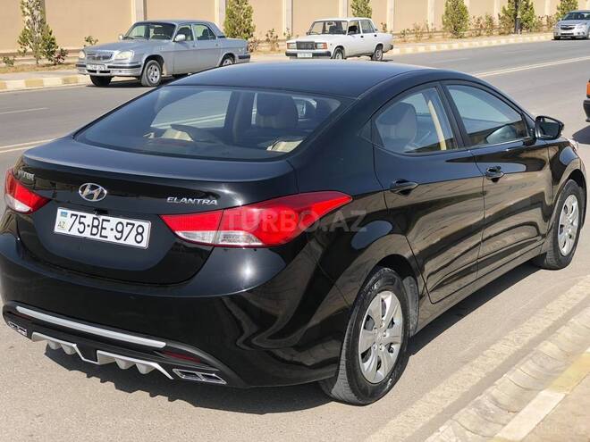 Hyundai Elantra 2011, 22,872 km - 1.6 l - Naxçıvan