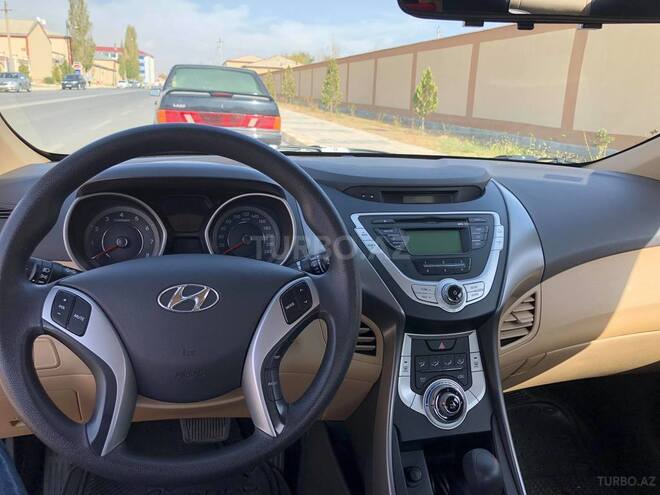 Hyundai Elantra 2011, 22,872 km - 1.6 l - Naxçıvan