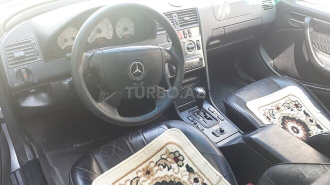 Mercedes C 230 1999, 178,000 km - 2.3 л - Bakı