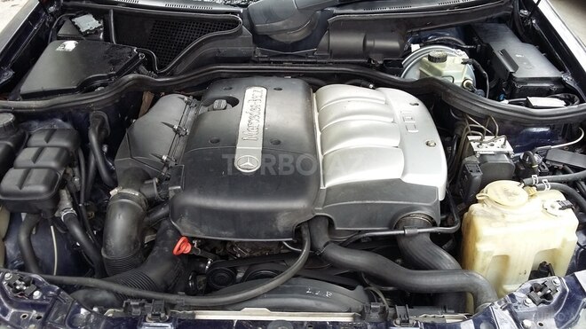 Mercedes E 220 2001, 357,000 km - 2.2 l - Bakı