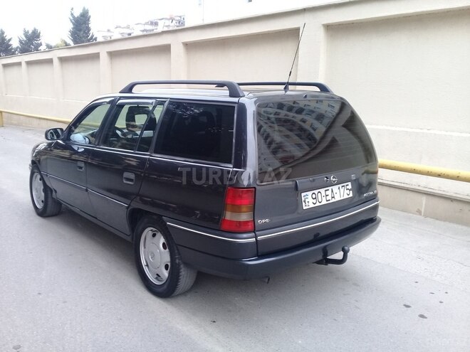 Opel Astra 1995, 350,000 km - 1.8 l - Bakı