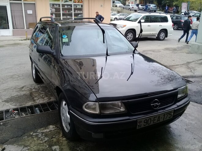 Opel Astra 1995, 350,000 km - 1.8 l - Bakı