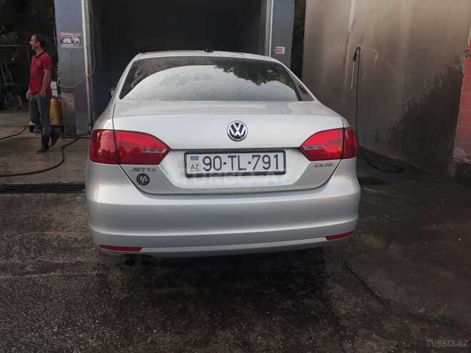 Volkswagen Jetta 2011, 83,000 km - 2.5 л - Bakı