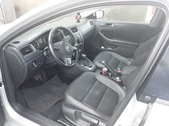 Volkswagen Jetta 2011, 83,000 km - 2.5 л - Bakı