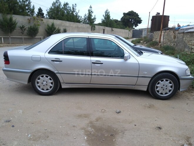 Mercedes C 240 1997, 210,000 km - 2.4 l - Bakı