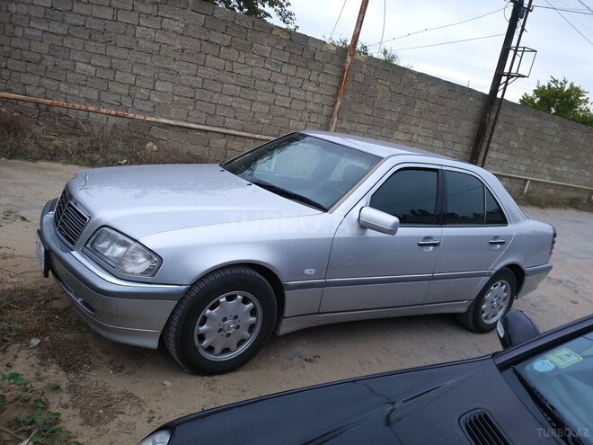 Mercedes C 240 1997, 210,000 km - 2.4 l - Bakı