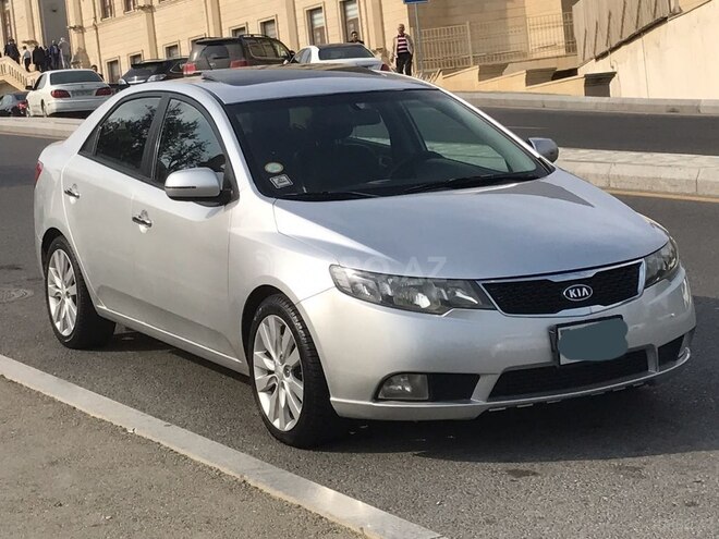 Kia Cerato 2010, 151,000 km - 2.0 l - Bakı