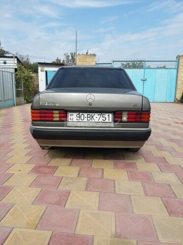 Mercedes 190 1990, 199 km - 2.0 л - Bərdə